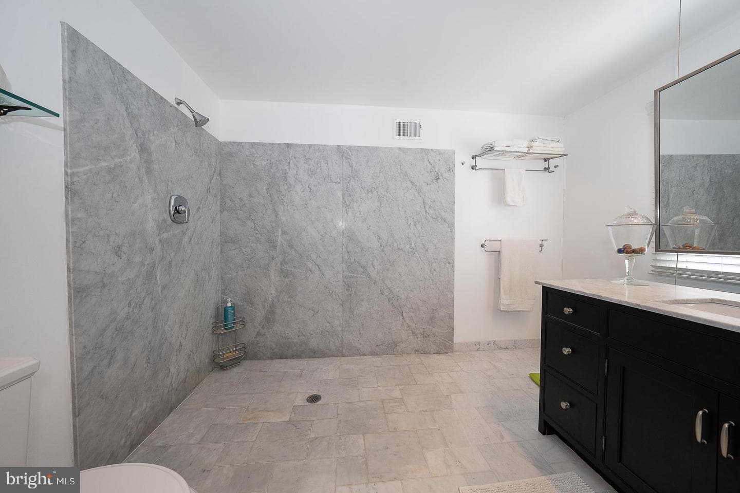1421 Radbill Circle photo 43