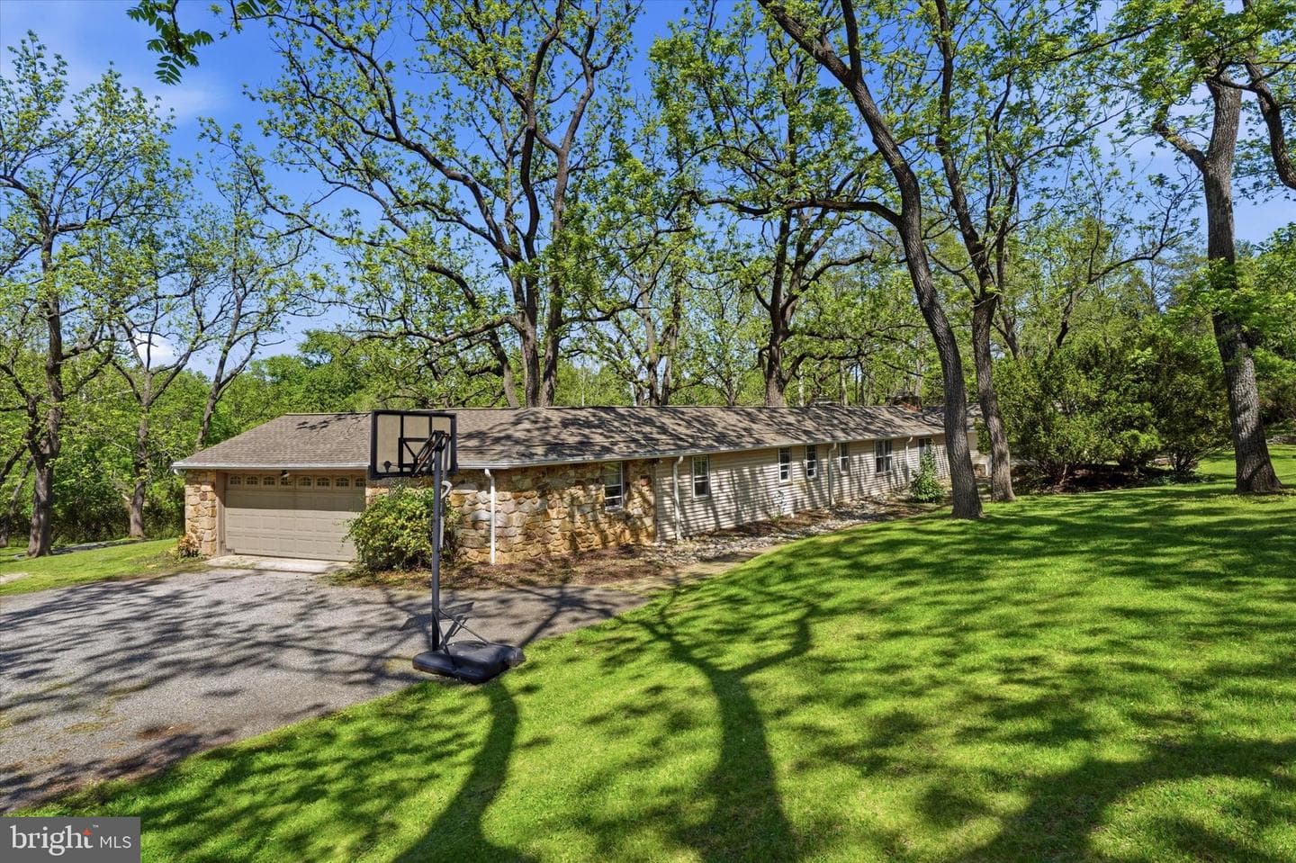 120 Farm Road photo 3