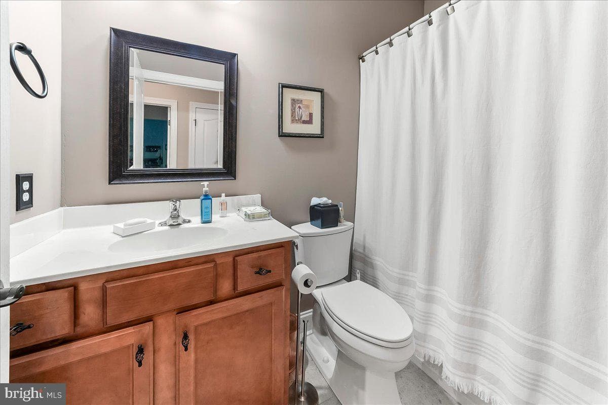 135 Reynolds Lane photo 26