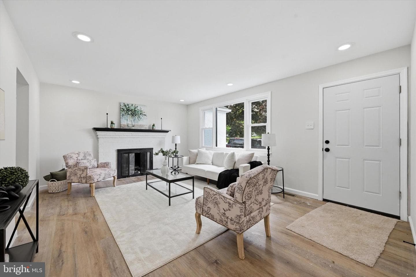 155 Glencrest Road photo 5