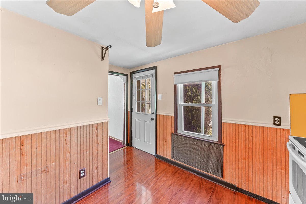 713 Charles Street photo 8