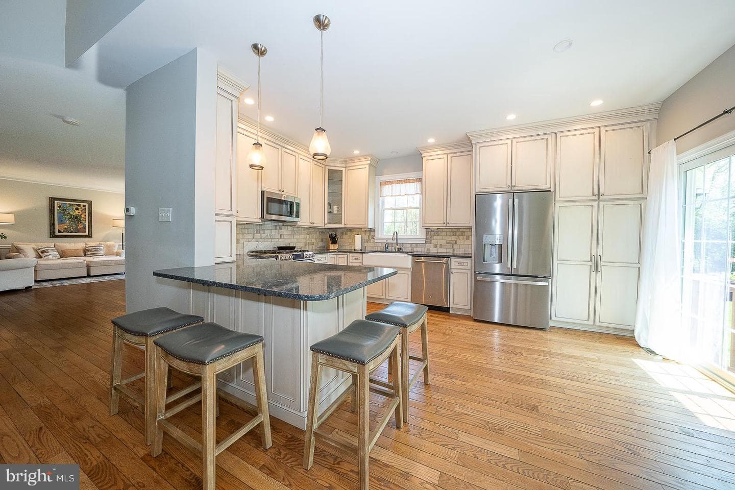 3301 Maplevale Circle photo 10