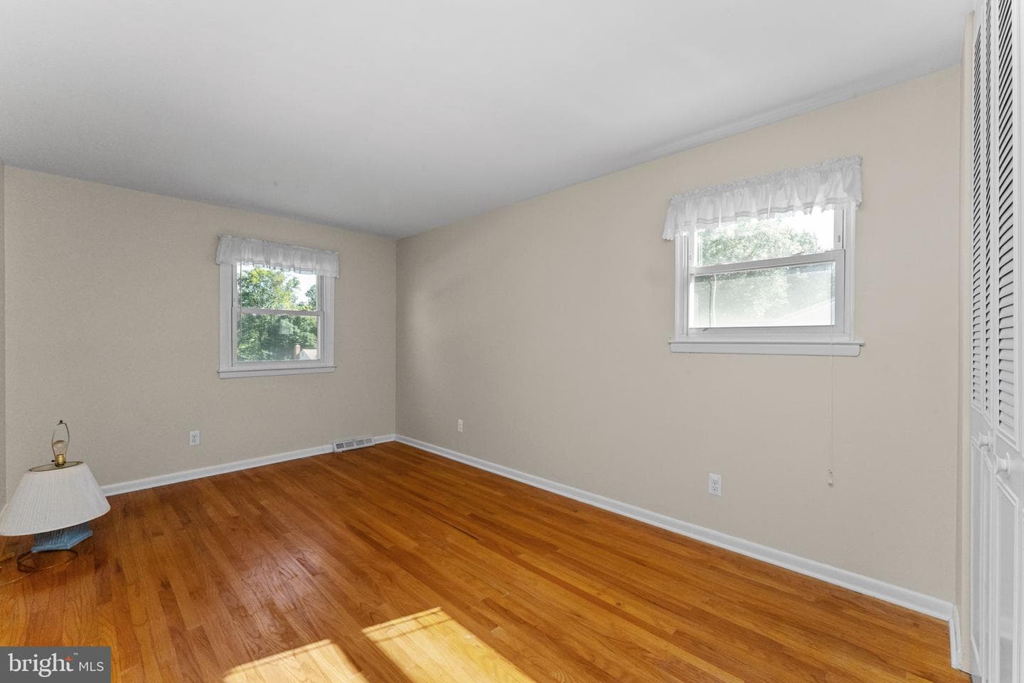 208 Concord Avenue photo 11