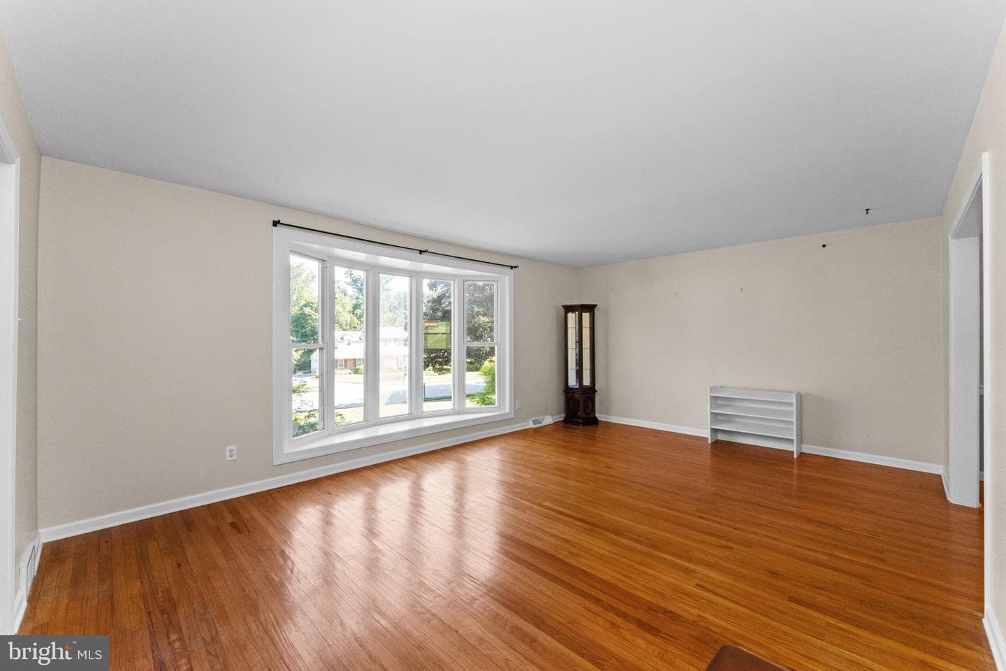 208 Concord Avenue photo 3
