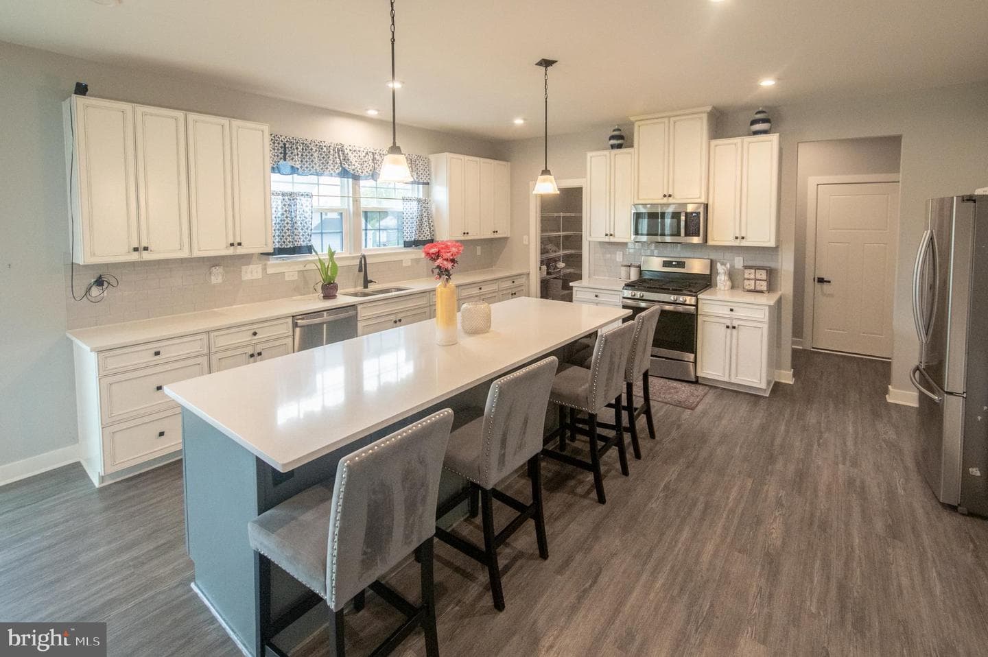 106 Cardinal Court photo 8