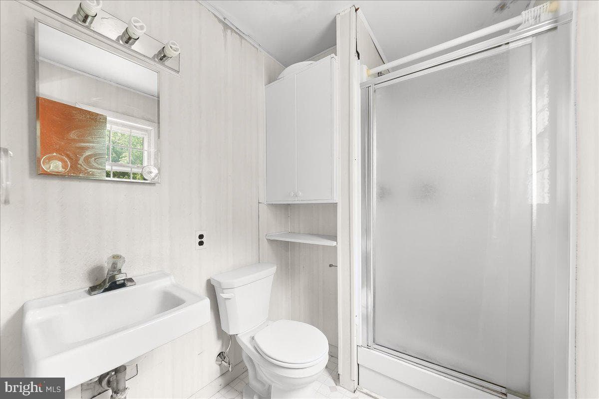 127 Governors Circle photo 19