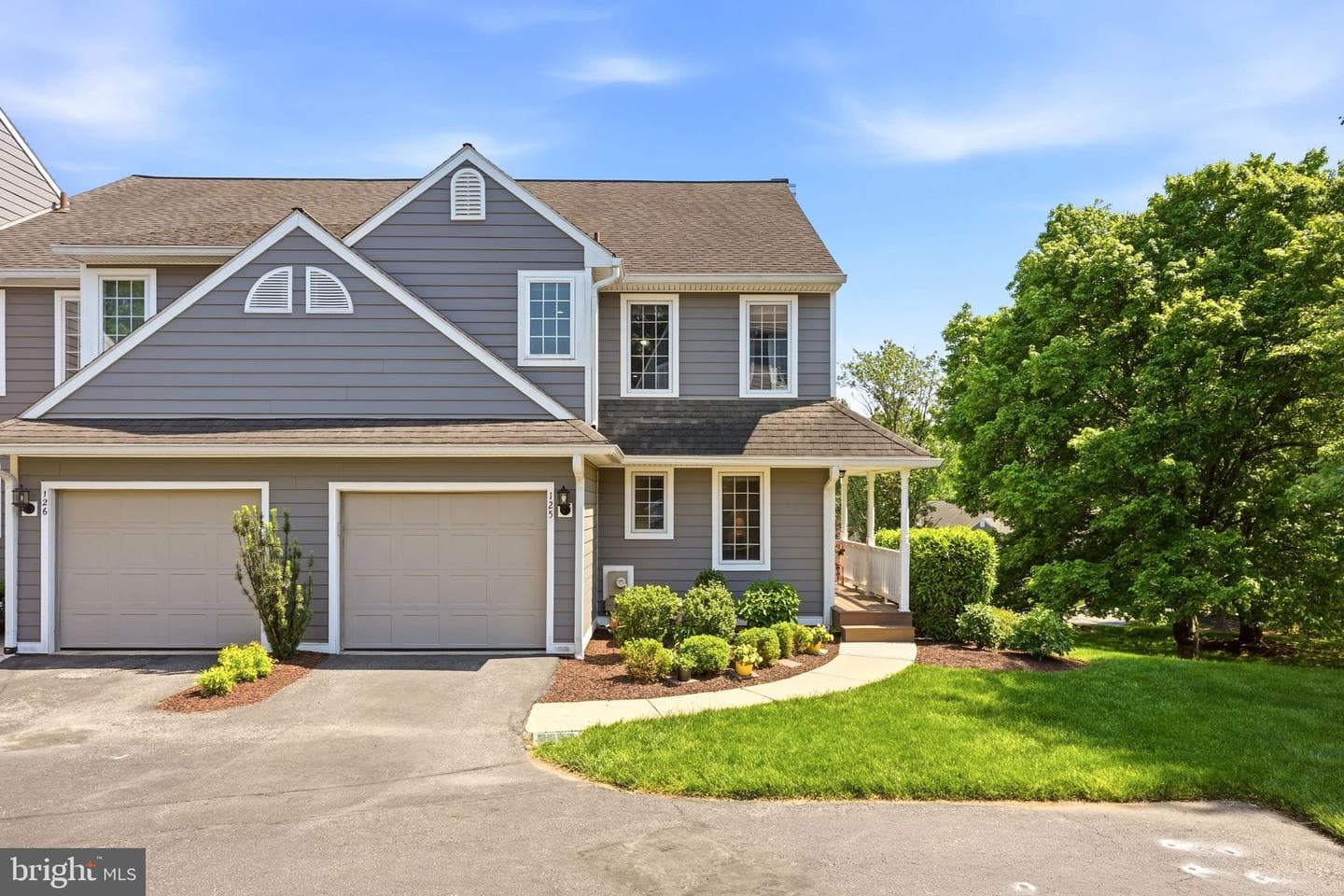 125 N Village Lane
