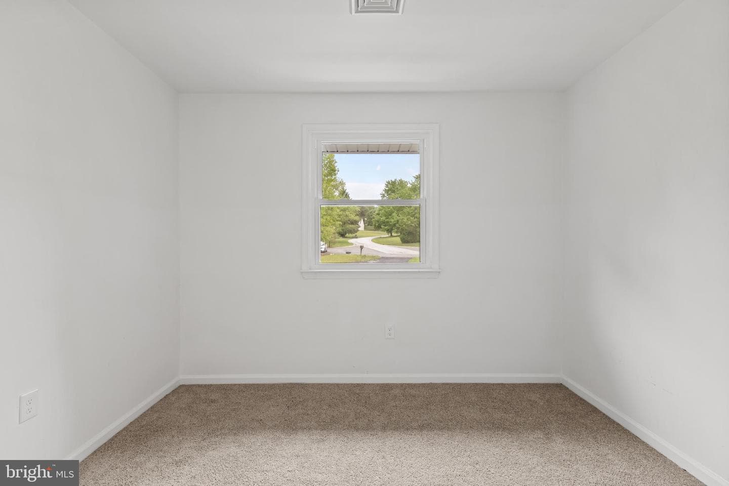 11 Prince Edwards Drive photo 38