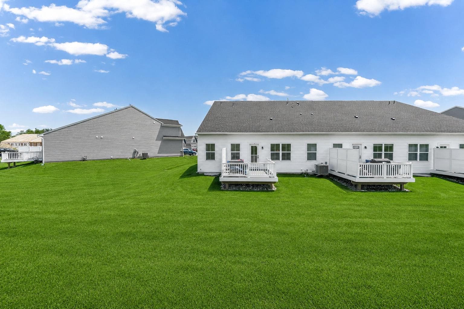 1623 Hydrangea Way photo 23