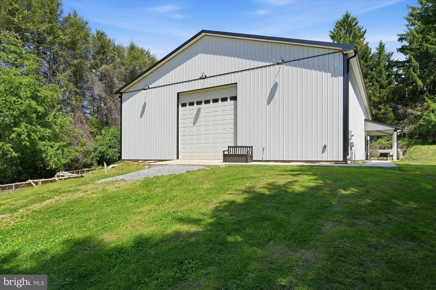 238 Buttonwood Road photo 40