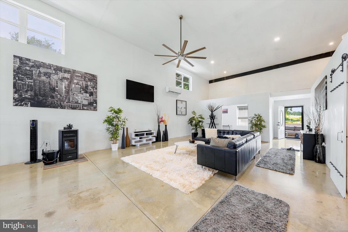 238 Buttonwood Road photo 6