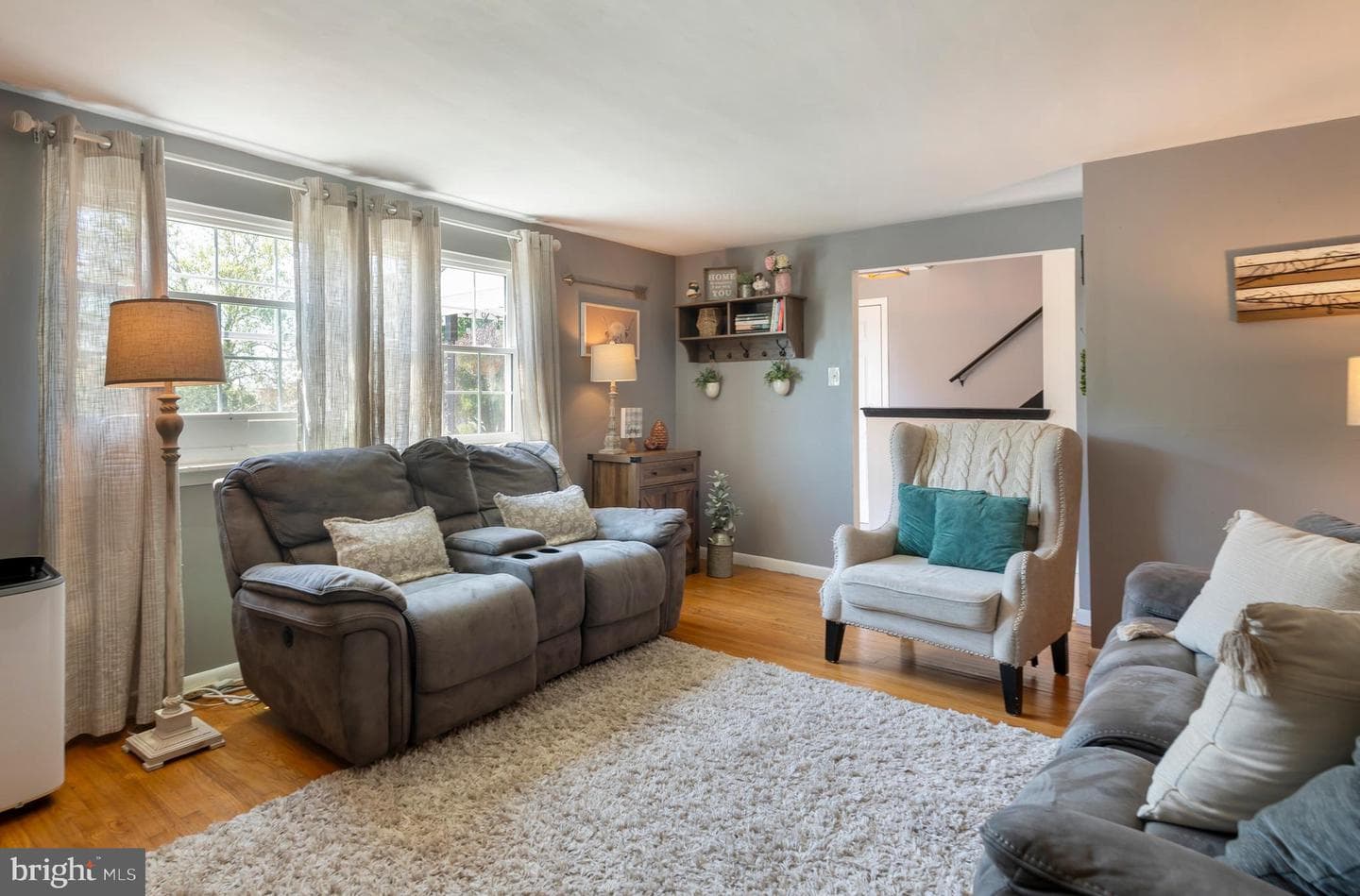301 Dulles Drive photo 4