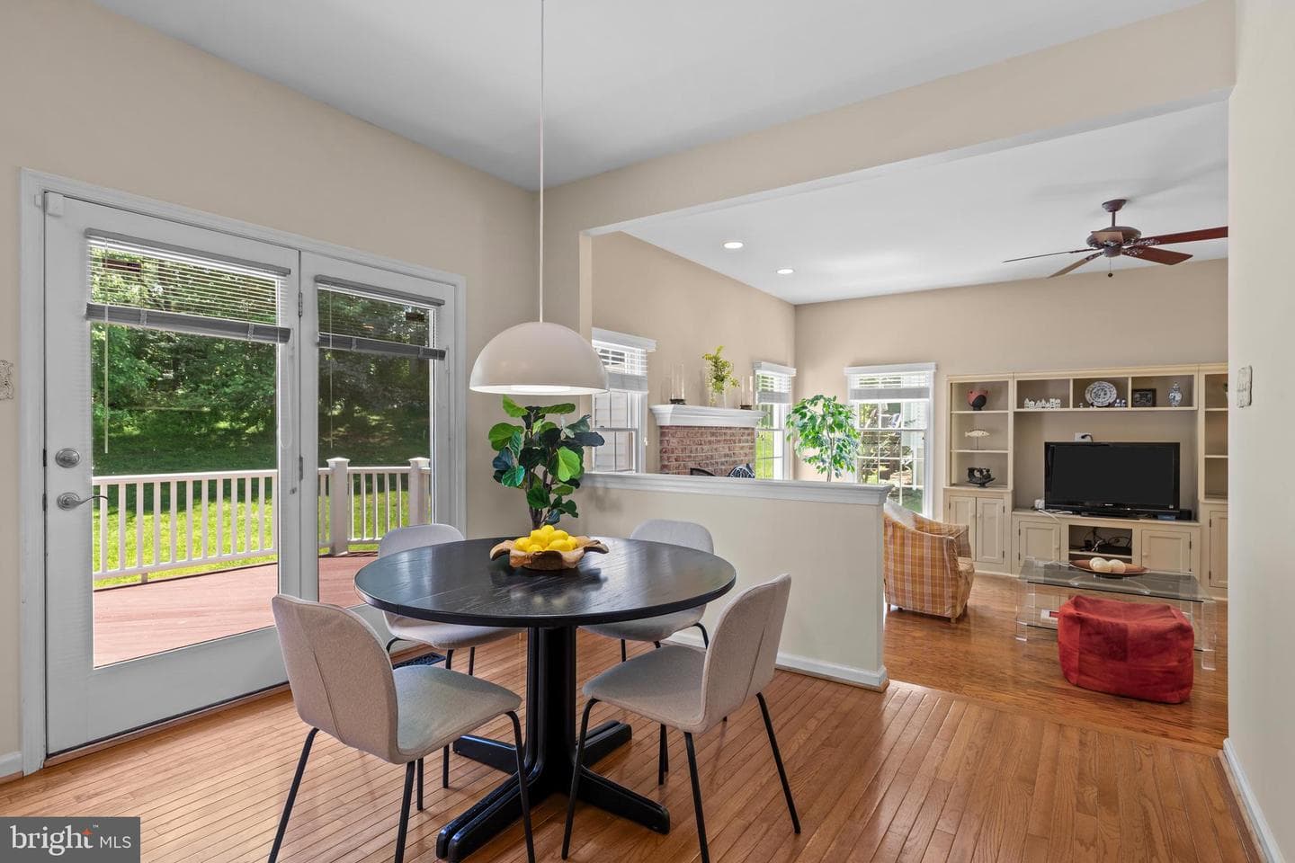 1353 Wooded Knolls photo 15