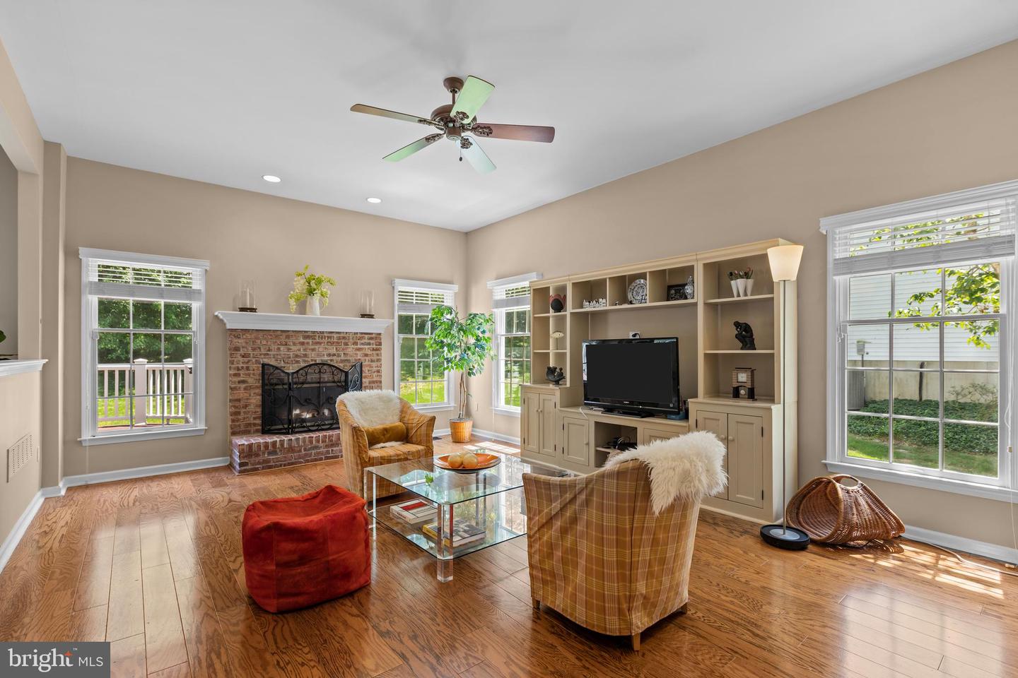 1353 Wooded Knolls photo 17