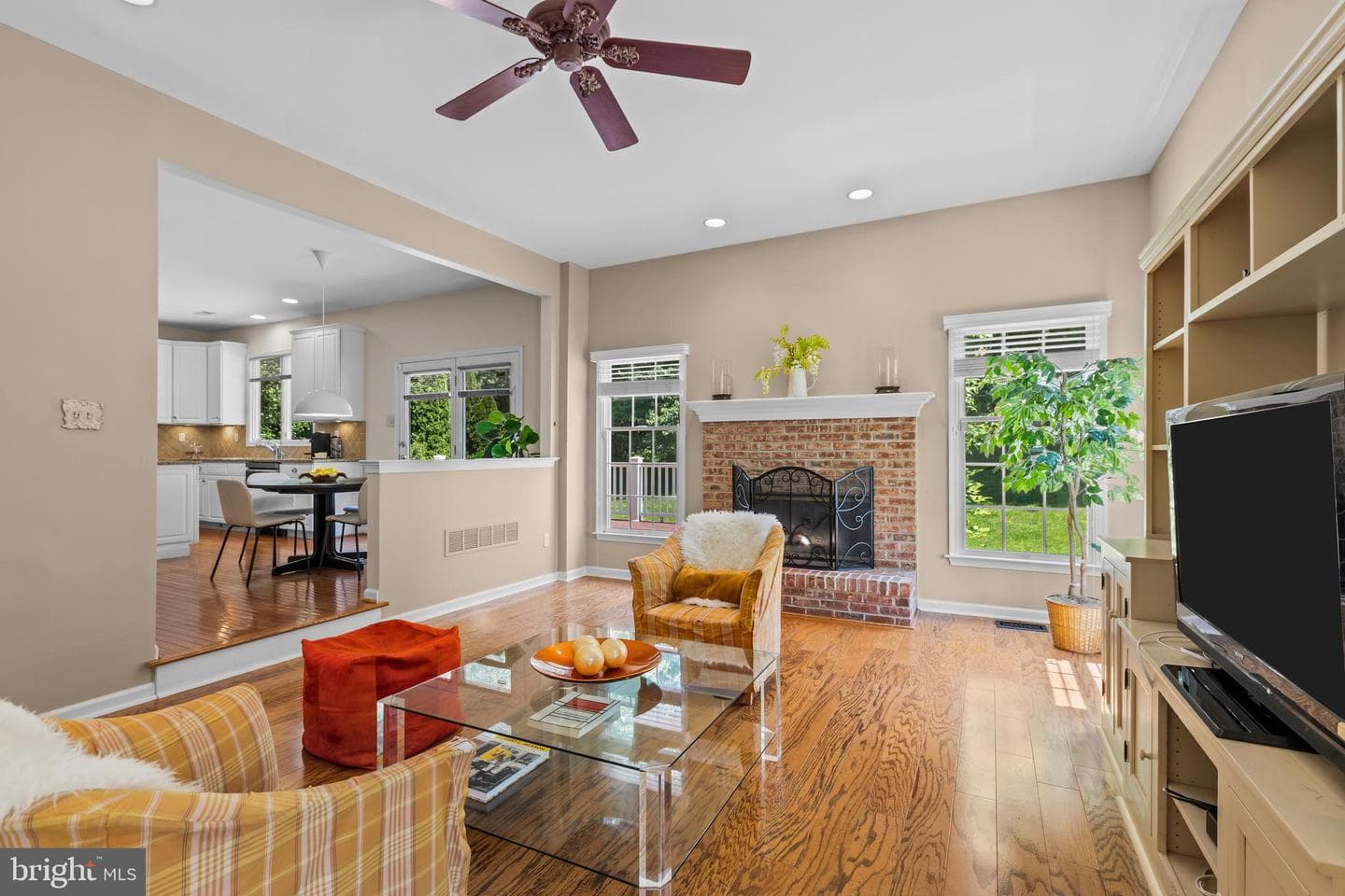 1353 Wooded Knolls photo 18