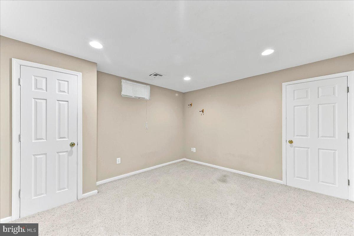 482 W Street Road photo 41