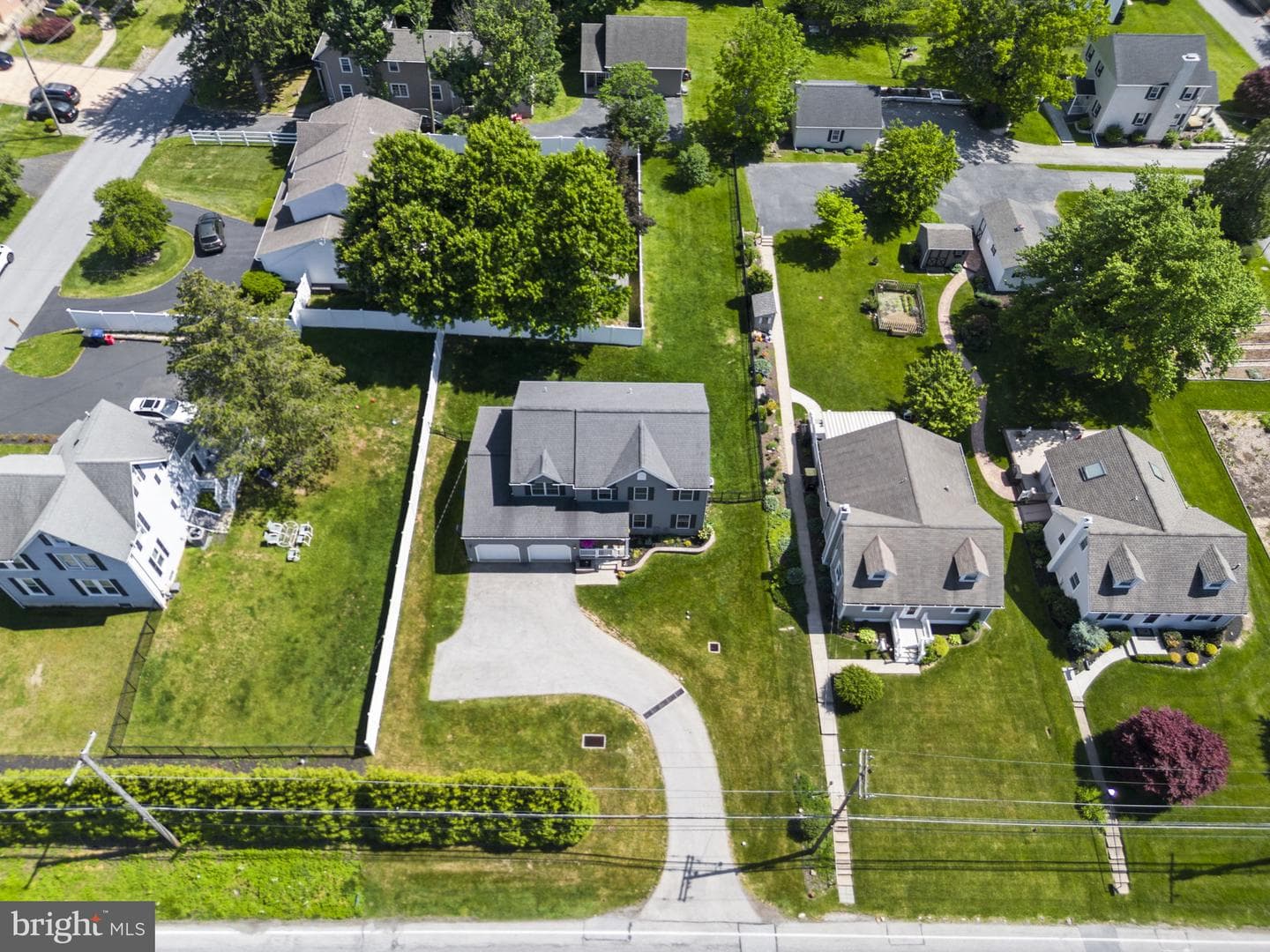 494 E King Road photo 4