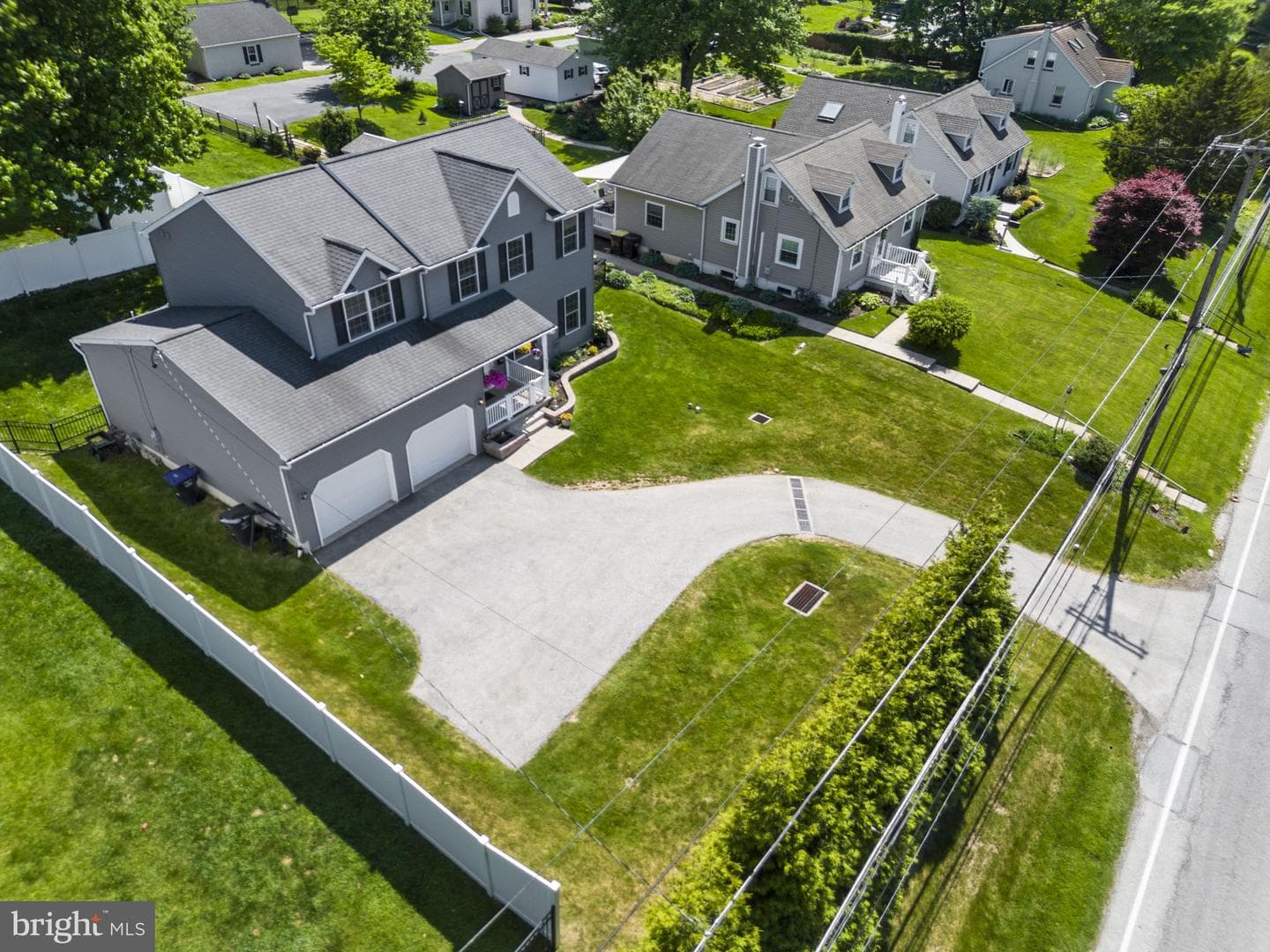 494 E King Road photo 8