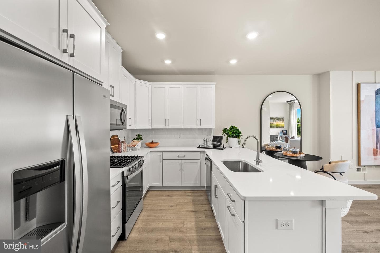842 Graphite Drive photo 6
