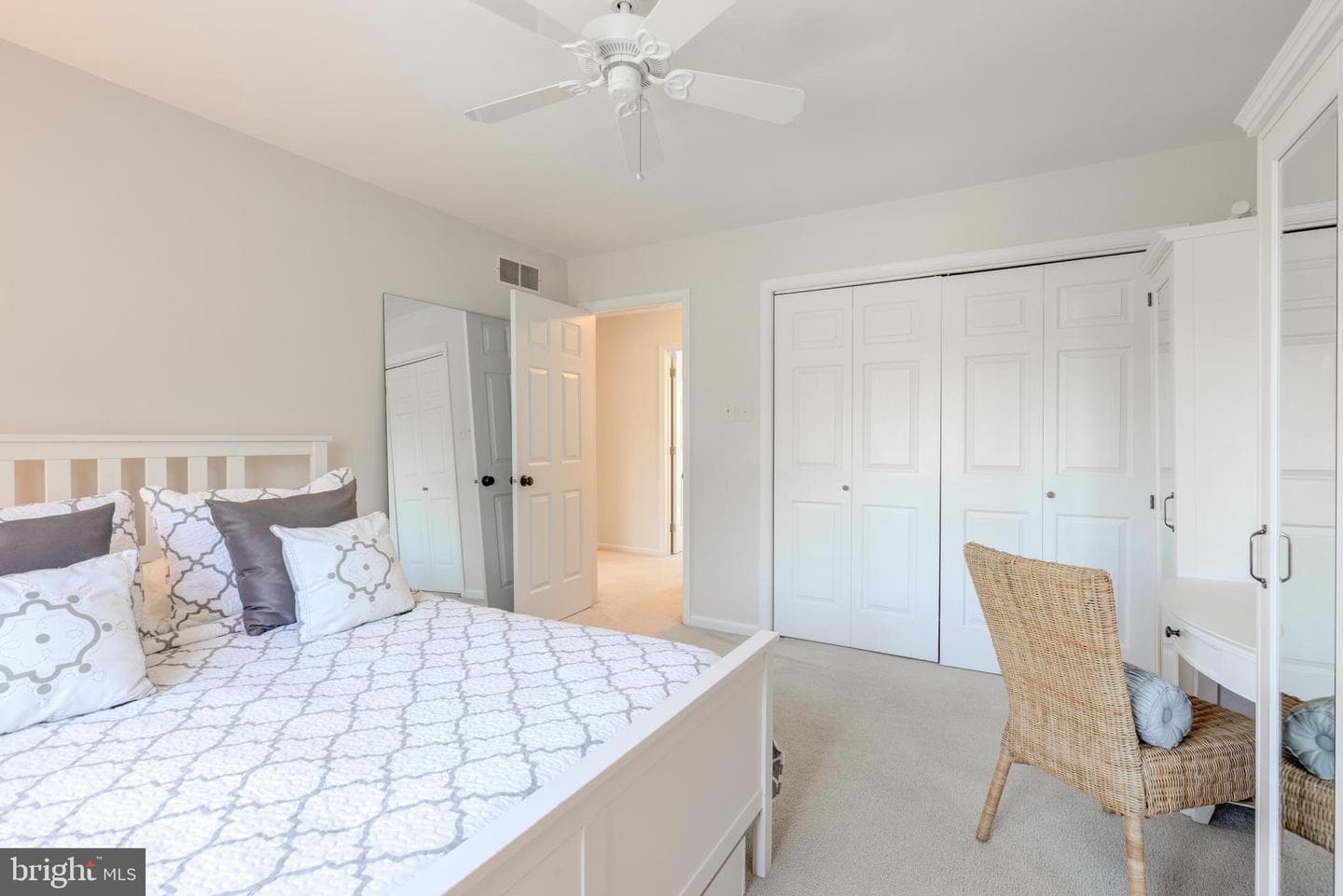 293 Hickory Drive photo 41