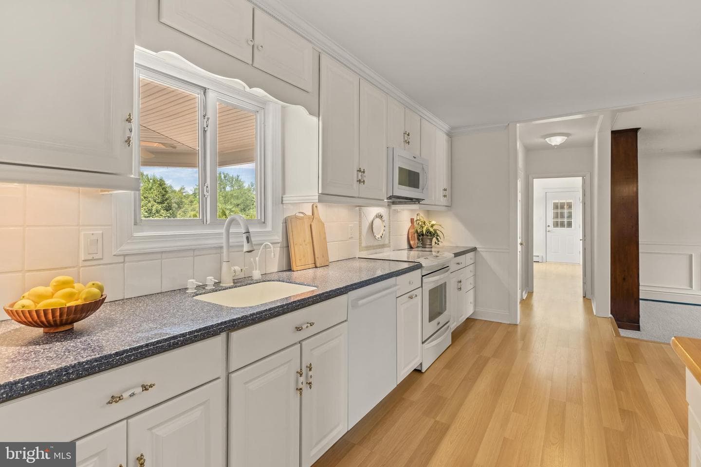 1416 Gary Terrace photo 16