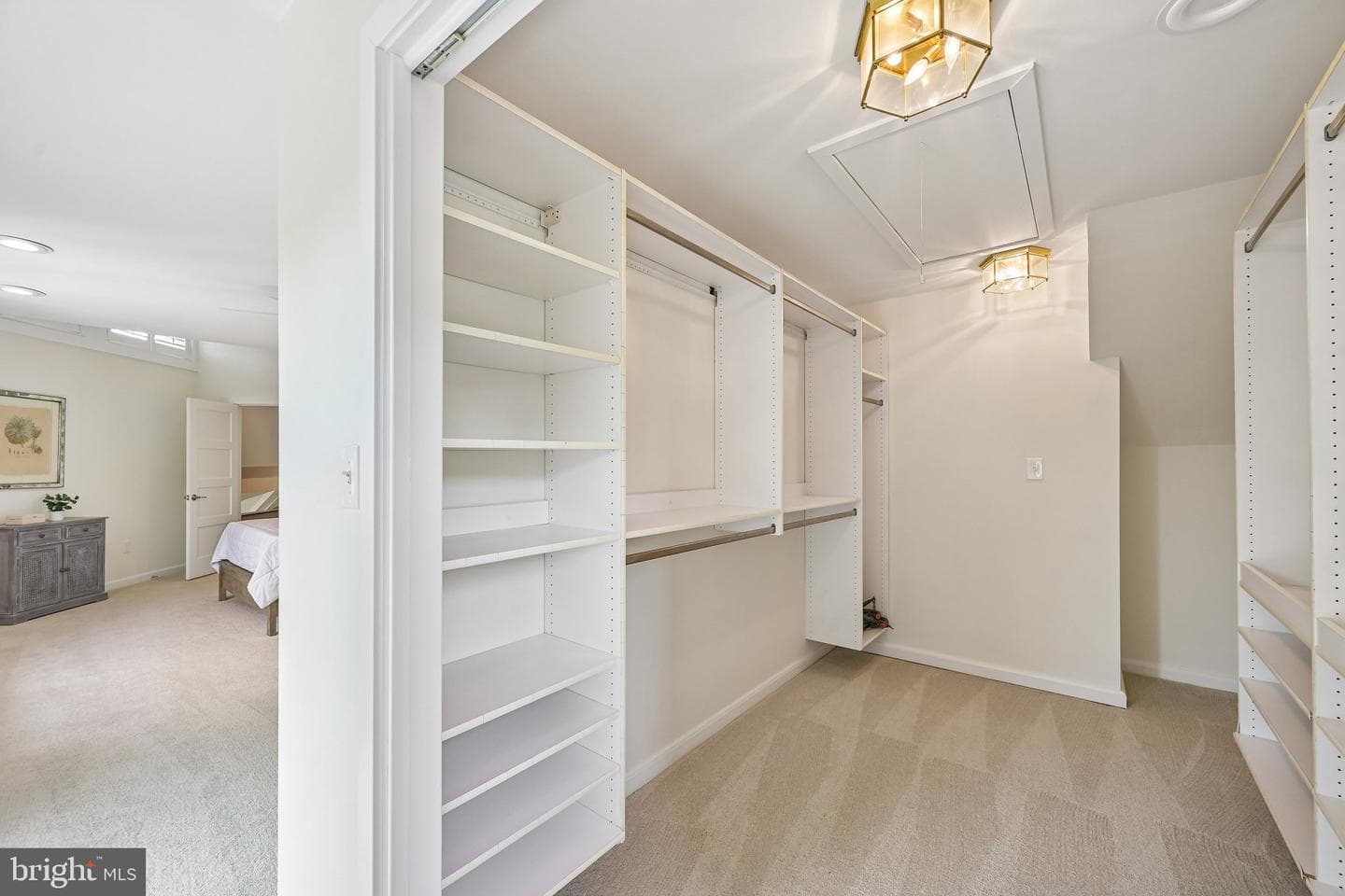 989 Delchester Road photo 26