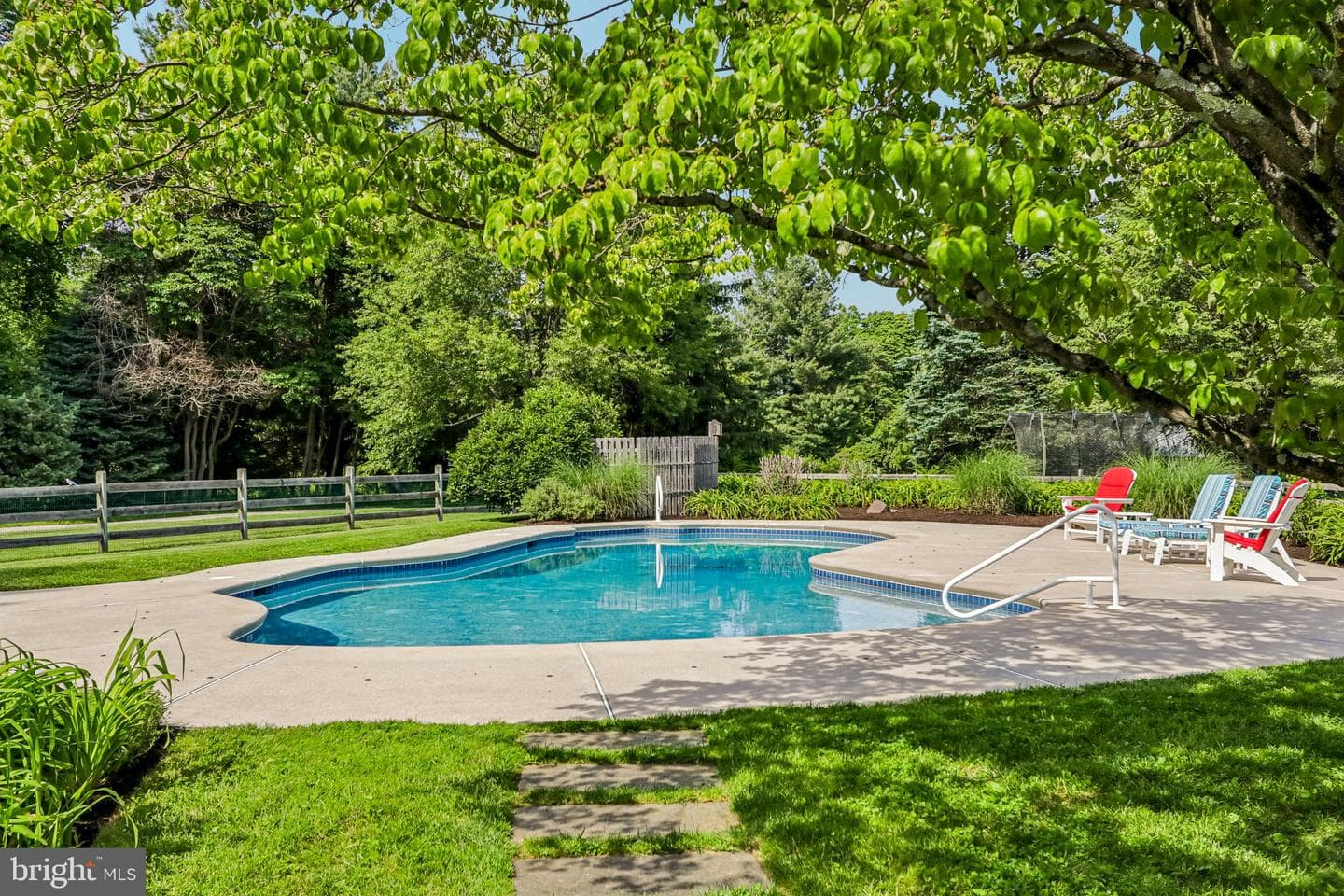 989 Delchester Road photo 63