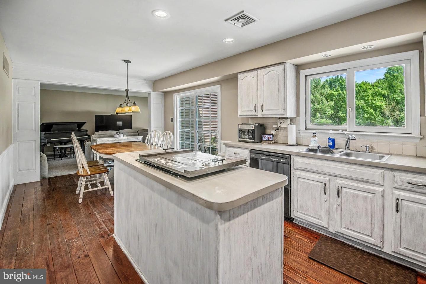 206 Reitnour Road photo 17