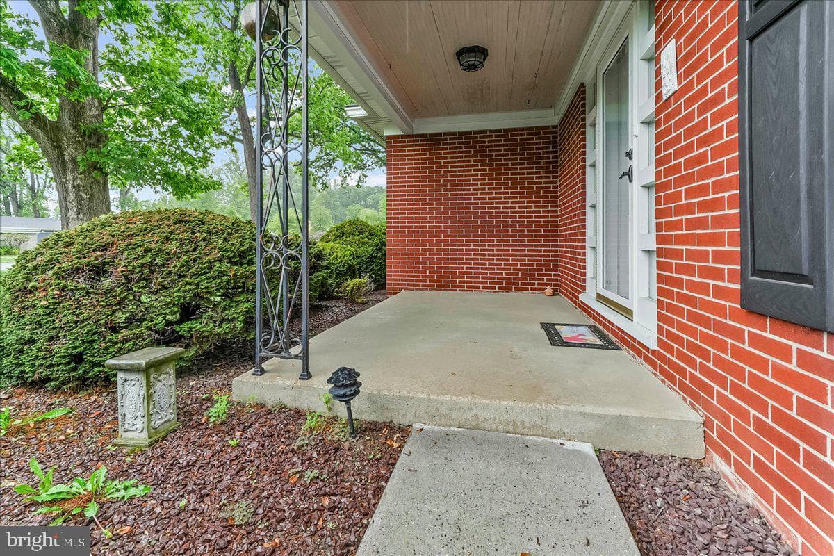 1219 Scott Drive photo 30