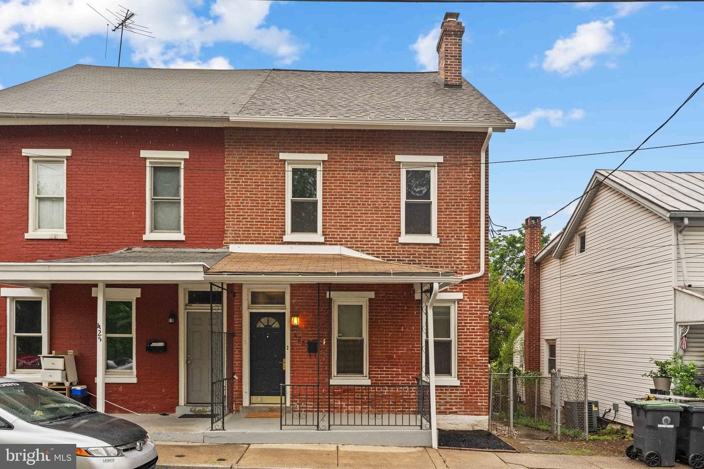 423 Breckenridge Street