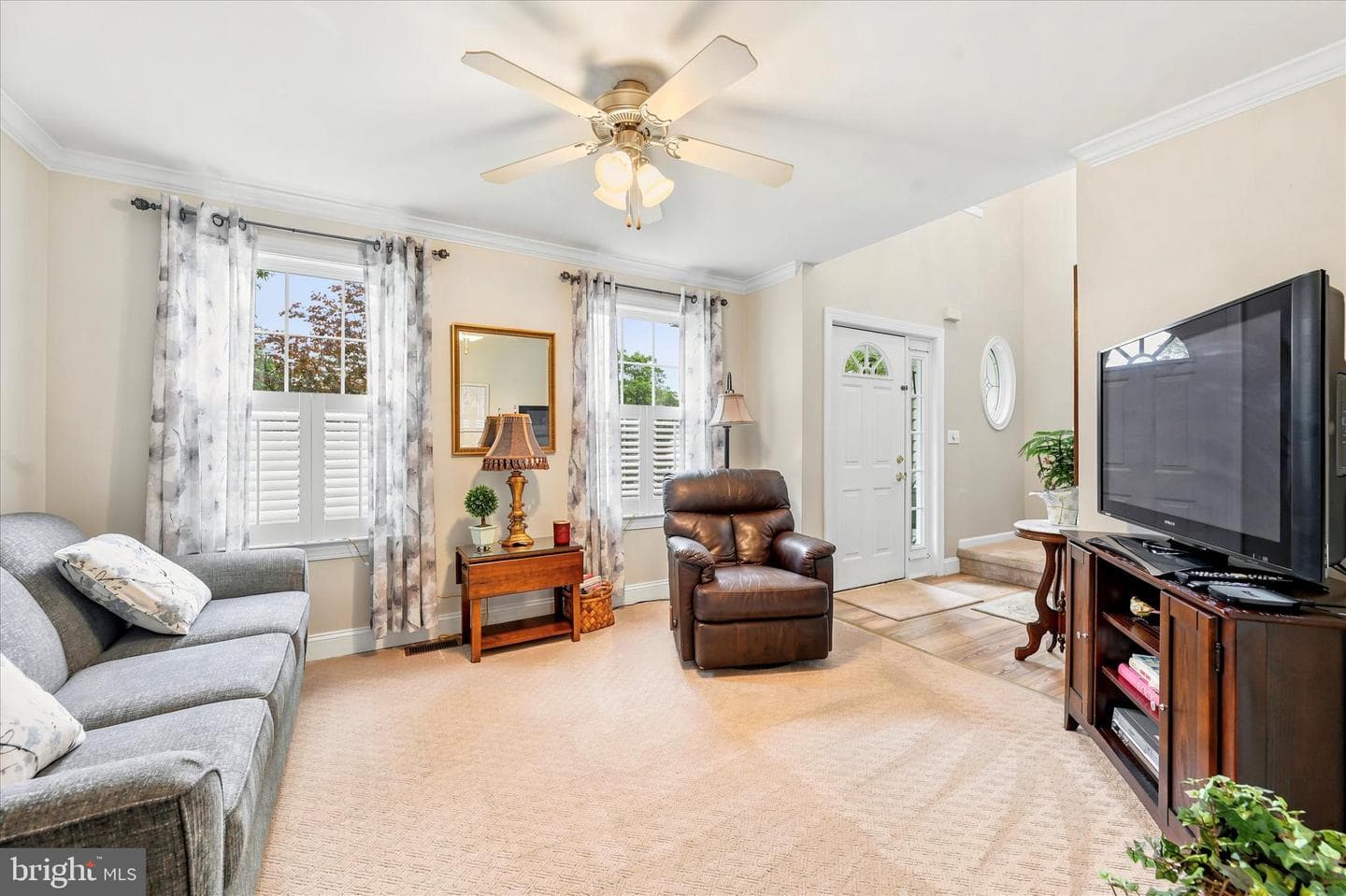 116 Acorn Way photo 3