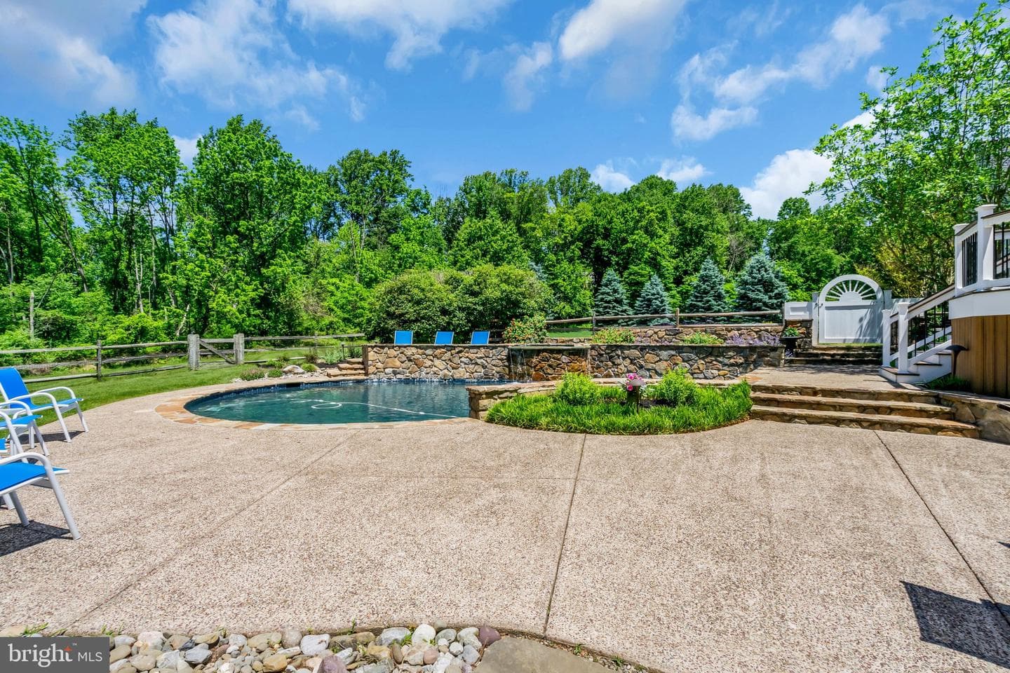 1734 Chantilly Lane photo 96