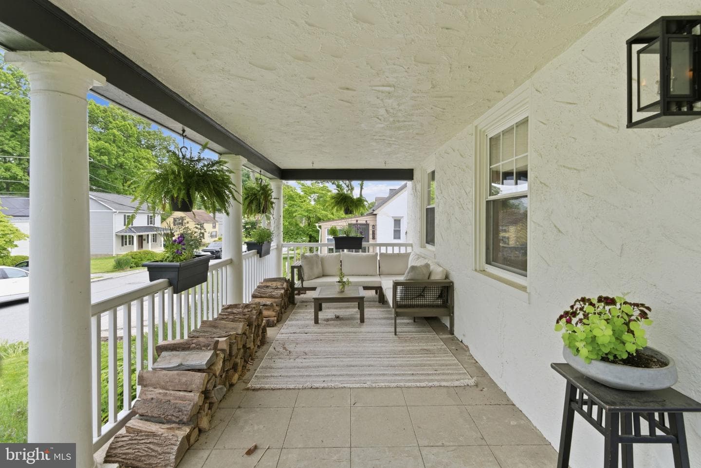 562 Woodside Avenue photo 4
