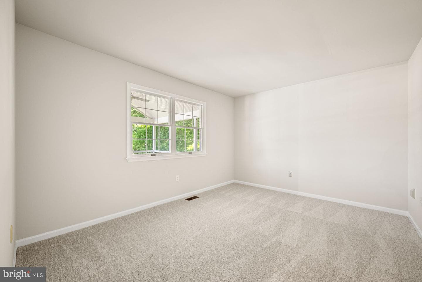 405 Scofield Lane photo 18