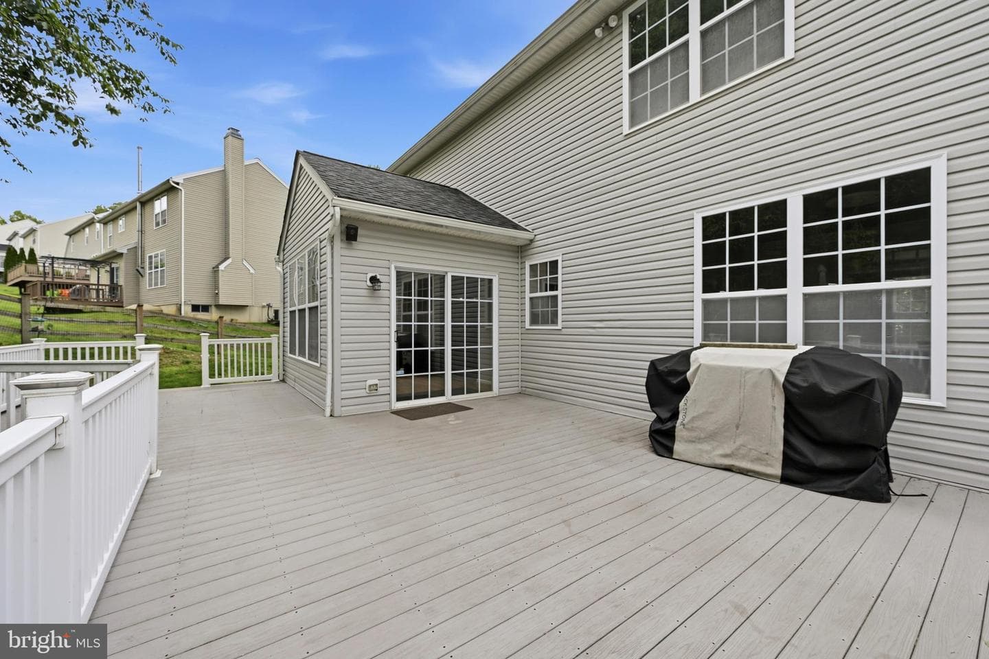 736 Meadowbrook Drive photo 31
