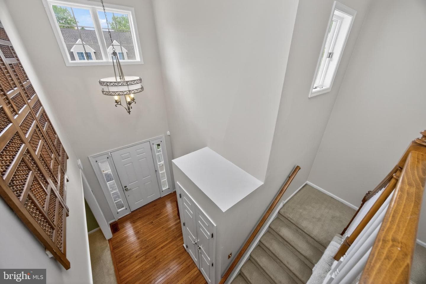 646 Perimeter Drive photo 23