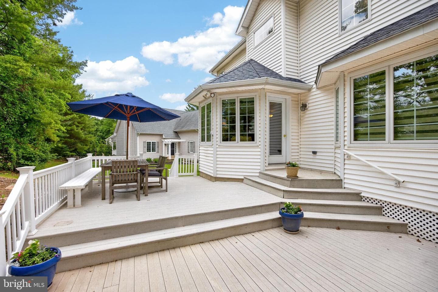 646 Perimeter Drive photo 5