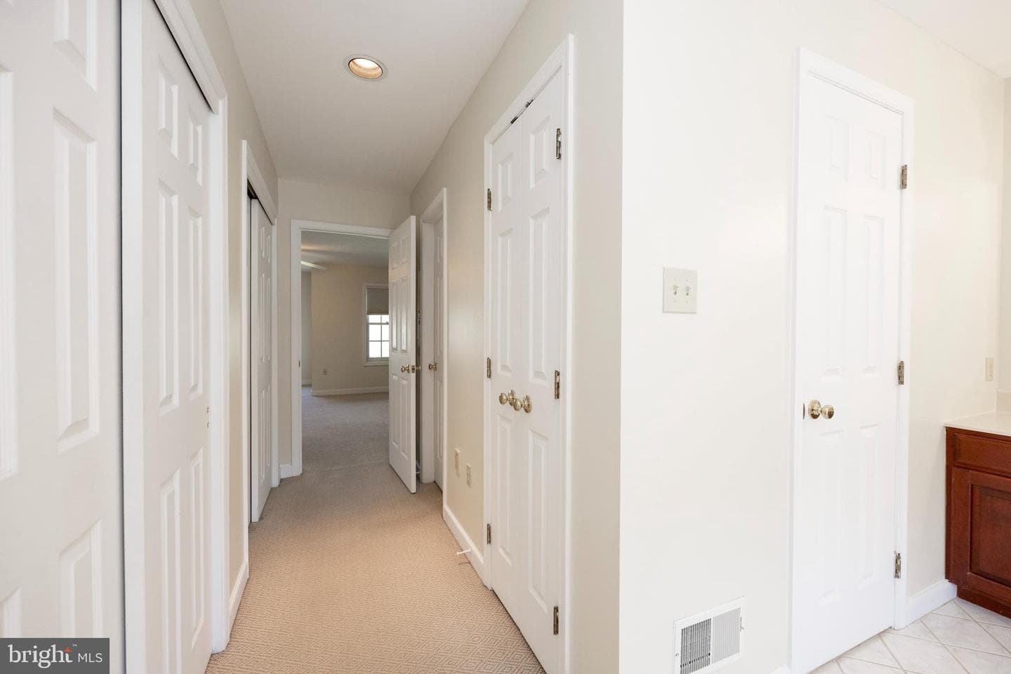 224 Cambridge Chase photo 21