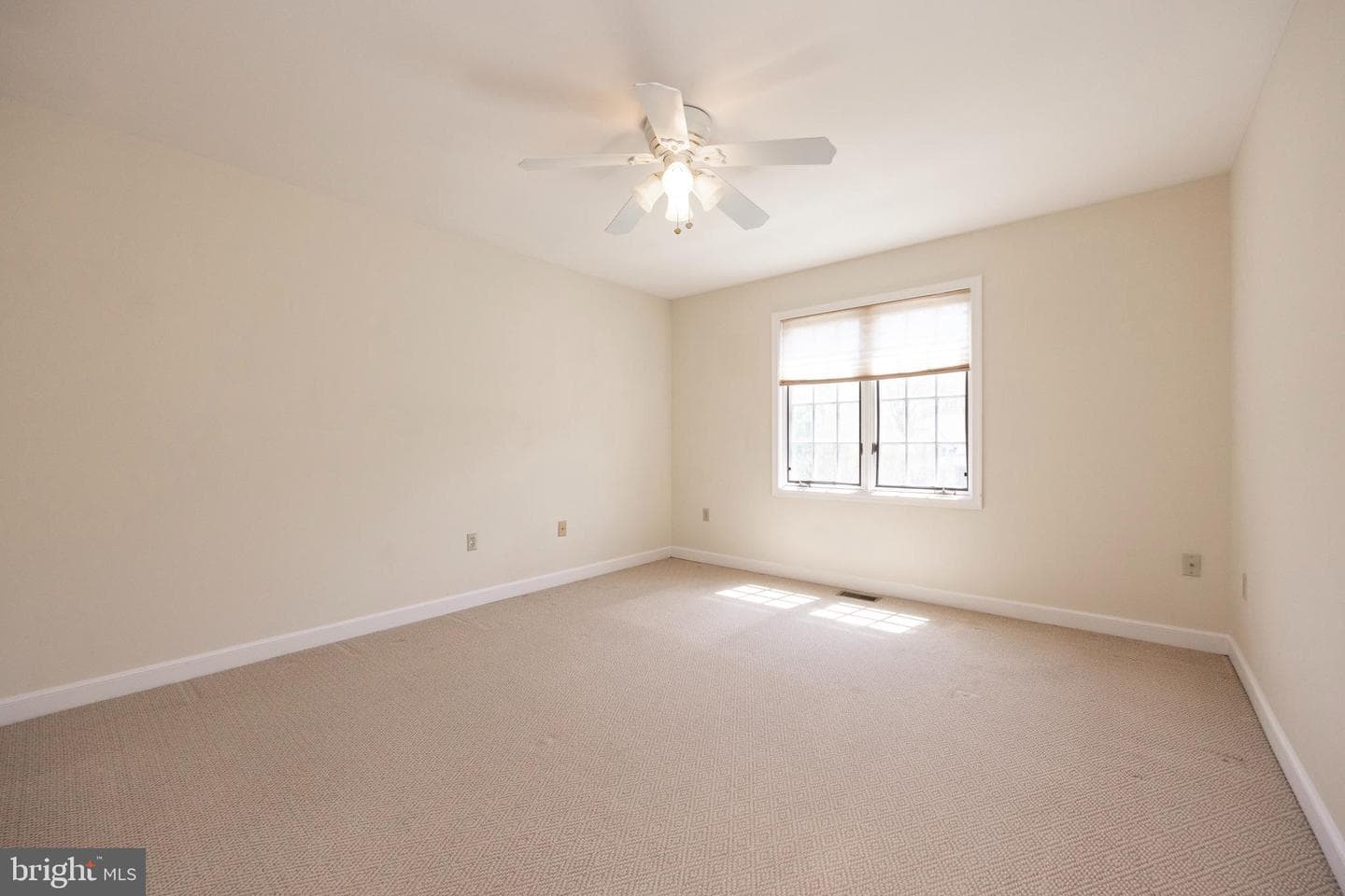 224 Cambridge Chase photo 26