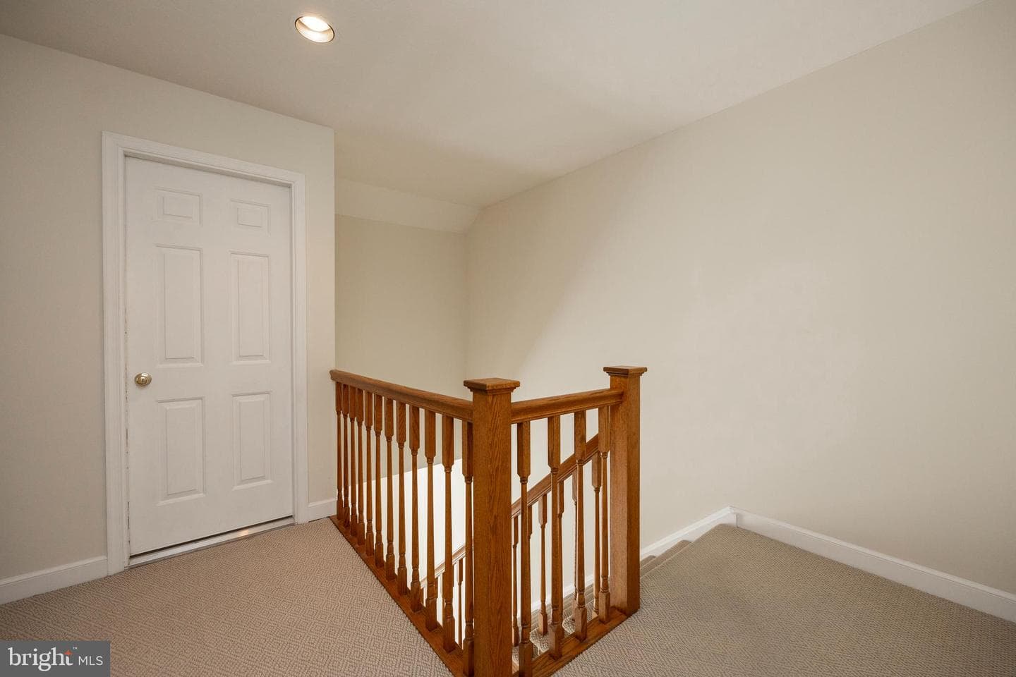 224 Cambridge Chase photo 29