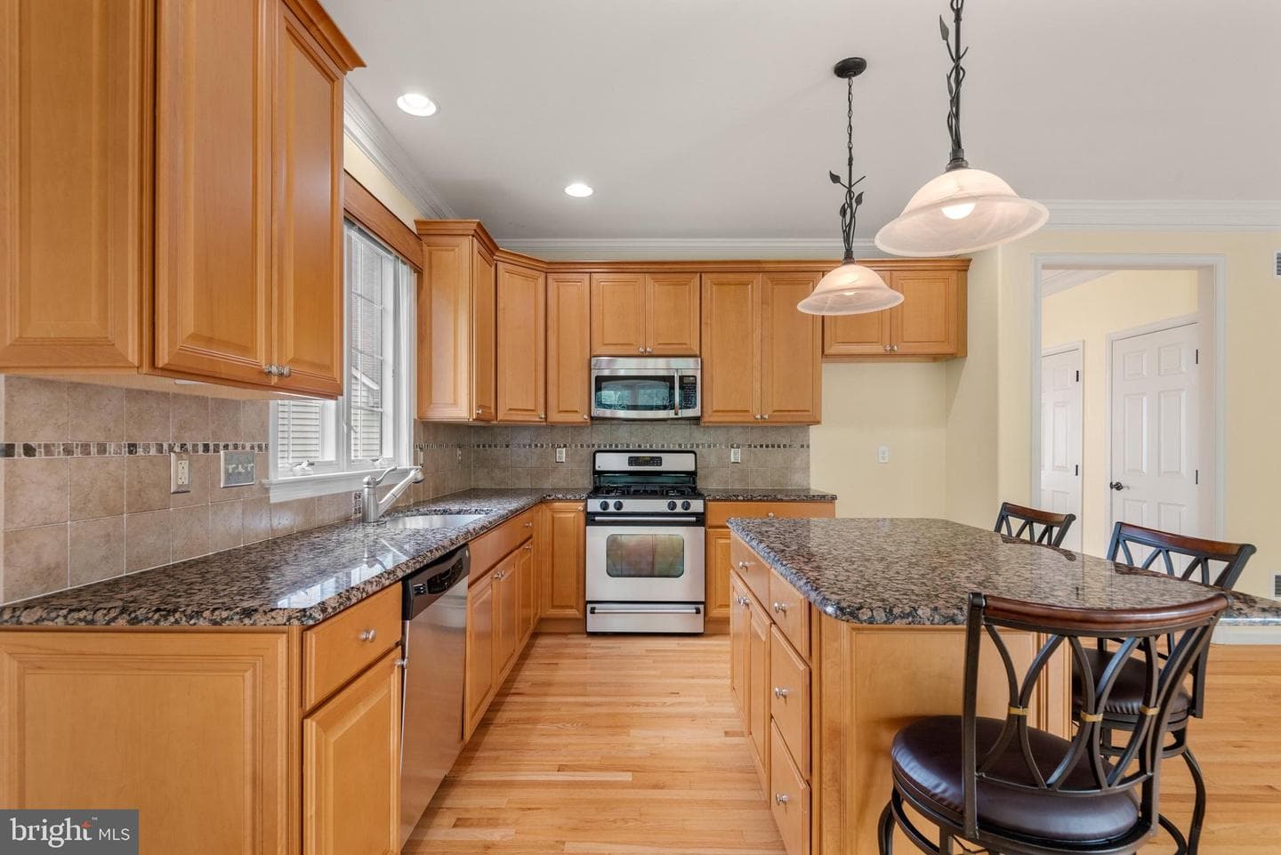 317 Hyde Park Road photo 10