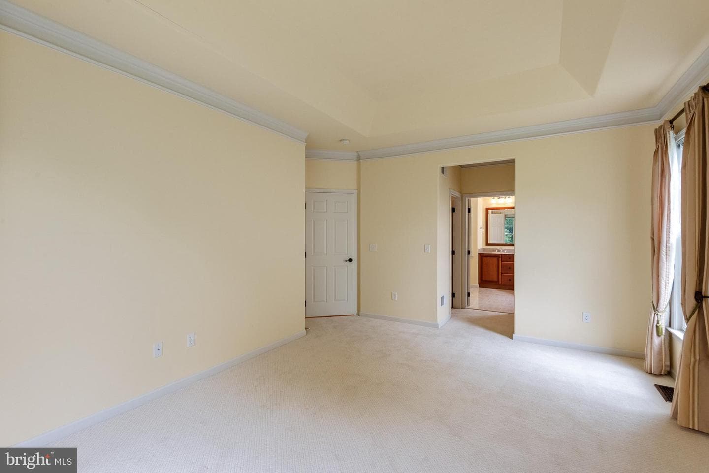 317 Hyde Park Road photo 21