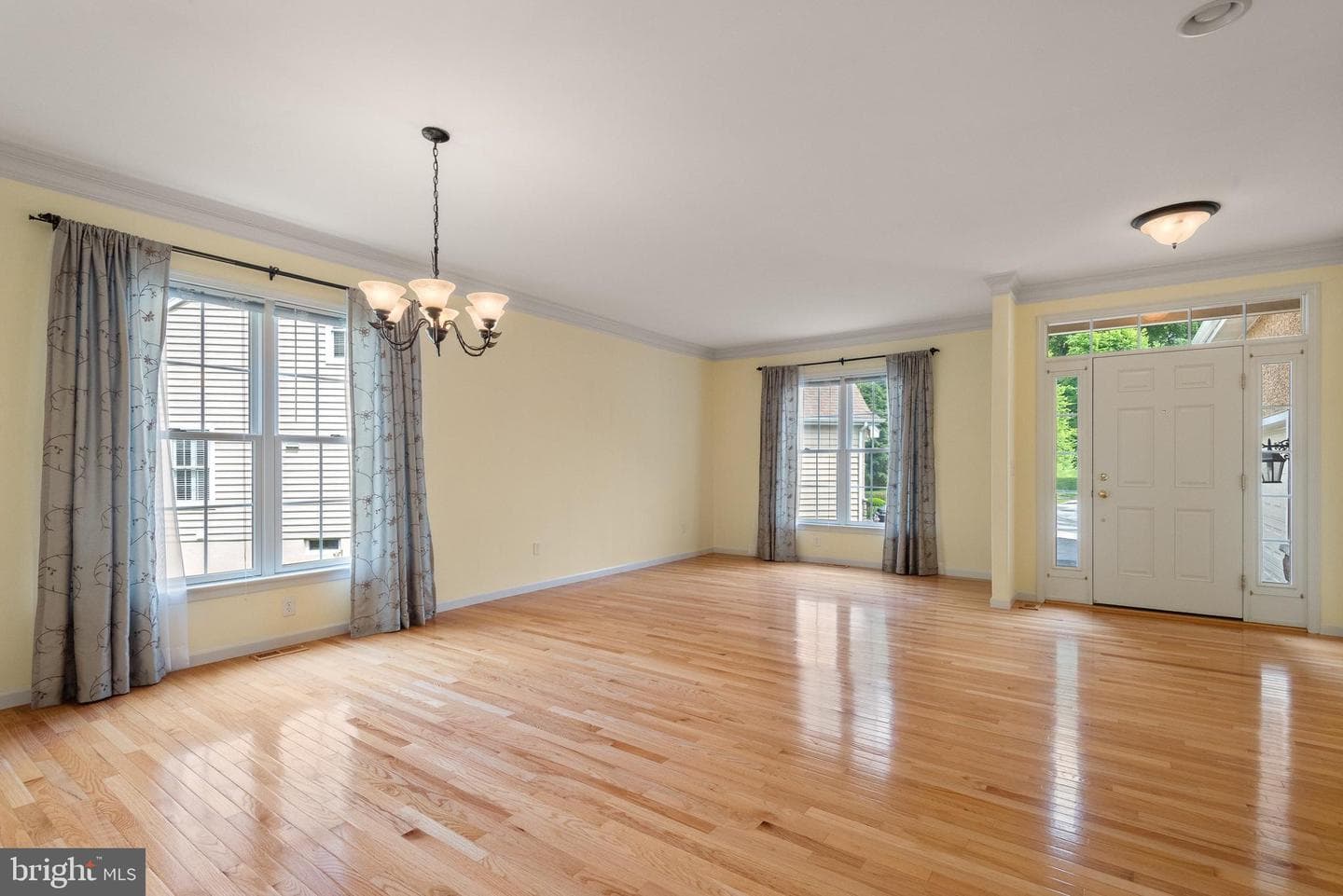 317 Hyde Park Road photo 6