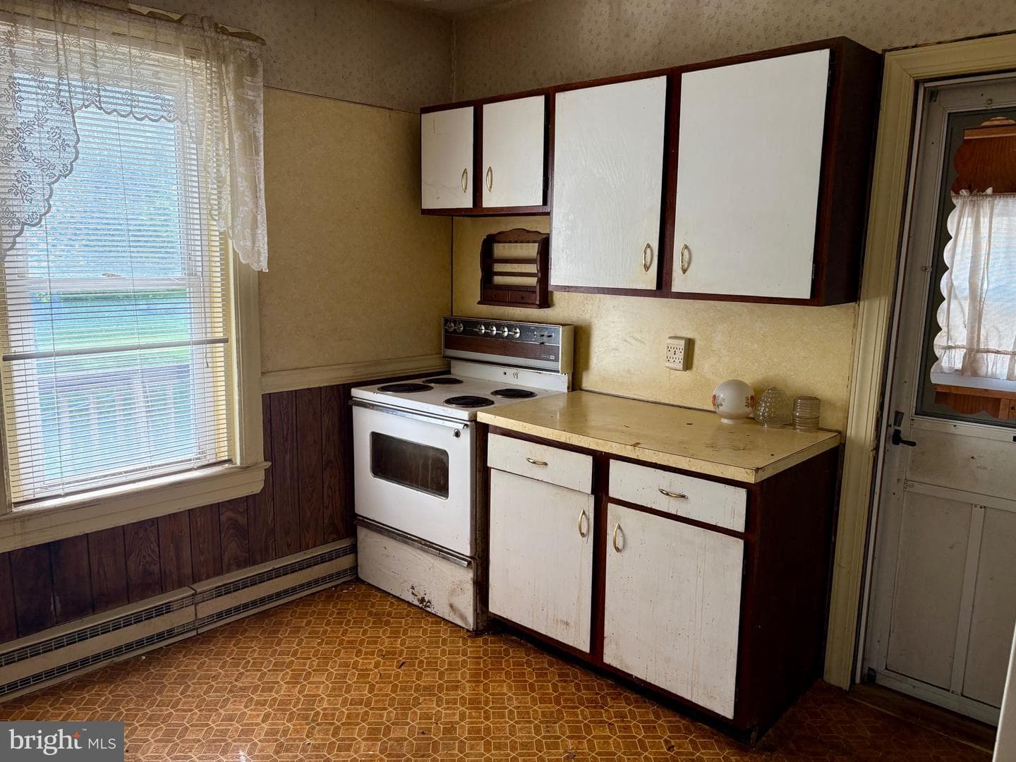207 Chestnut Street photo 9