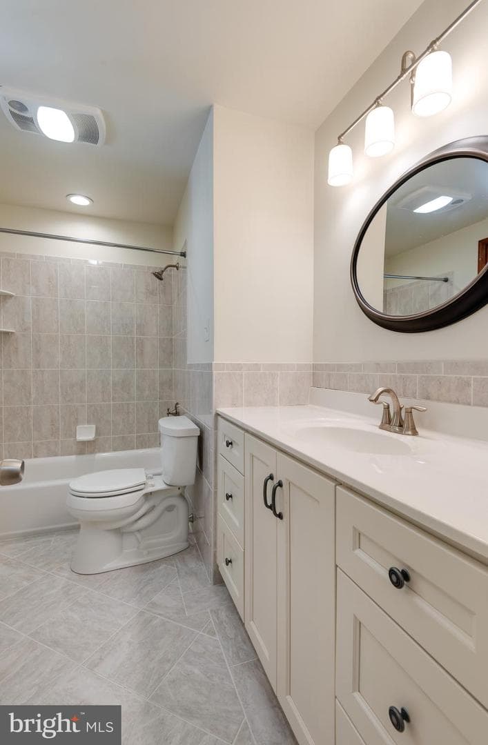 246 Friendship Drive photo 24