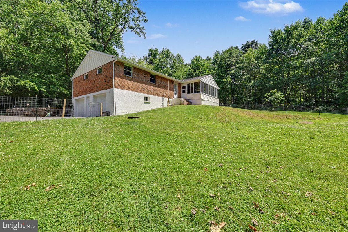 1199 Shenkel Road photo 6