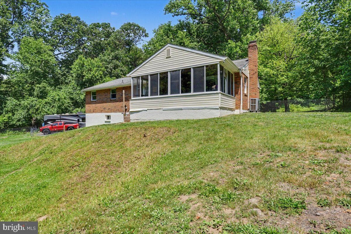 1199 Shenkel Road photo 7