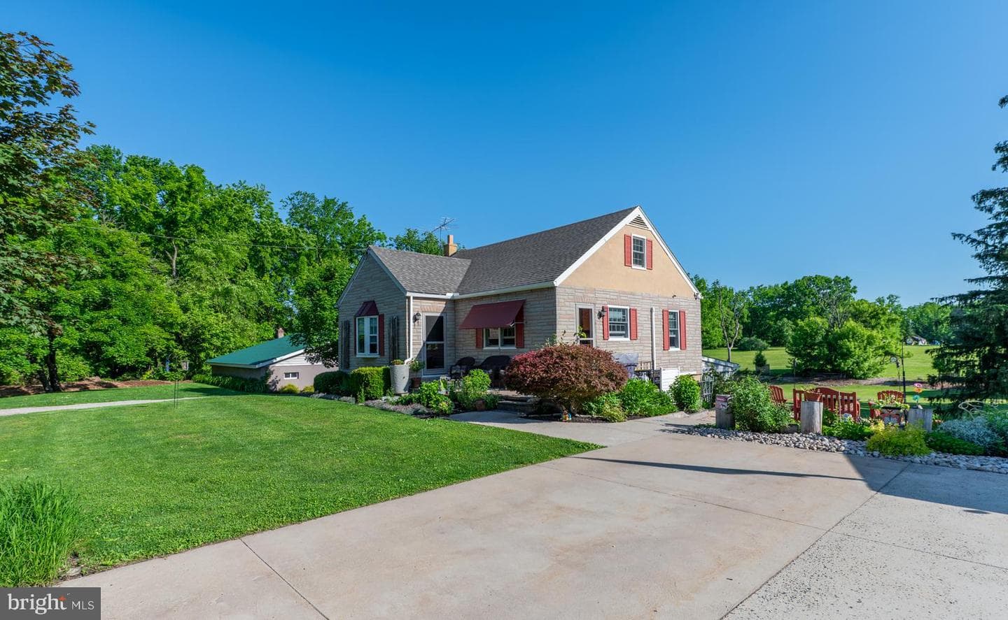 273 Pearl Street photo 1