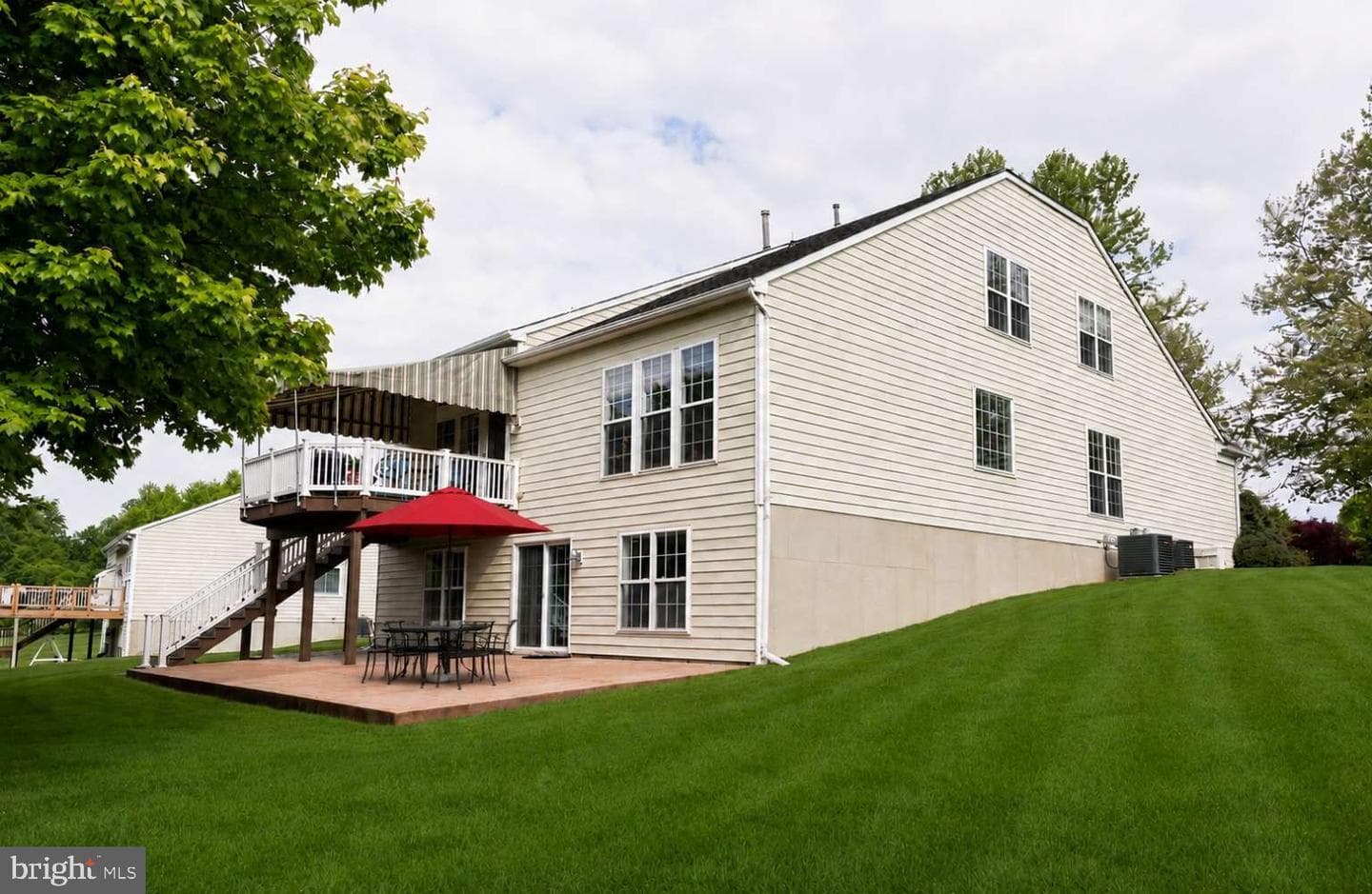 204 Joyce Circle photo 4
