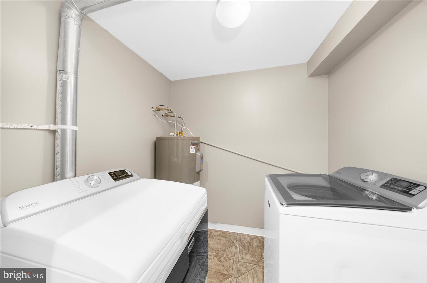1249 W Evergreen Drive photo 20